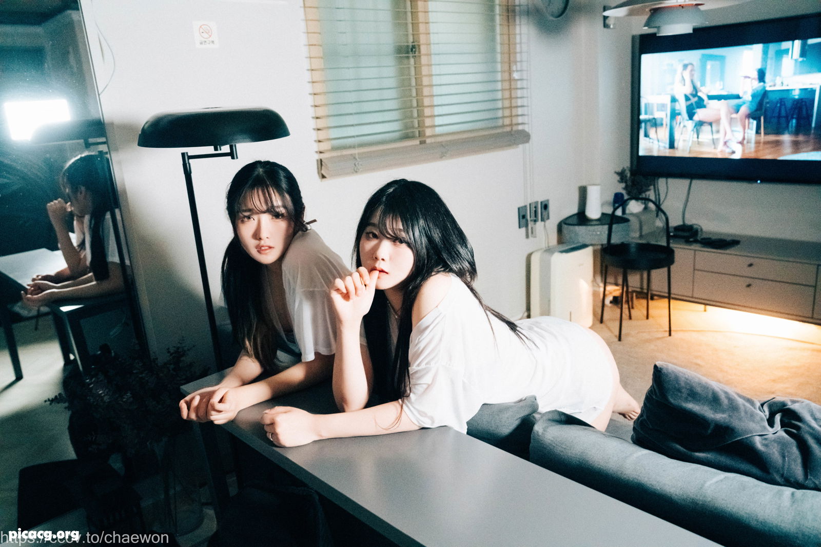 SonSon(손손) NO.052 Loozy Zia (지아) & yuri, girl's love [160P 11V 5.23GB] - 在线看可下载原图