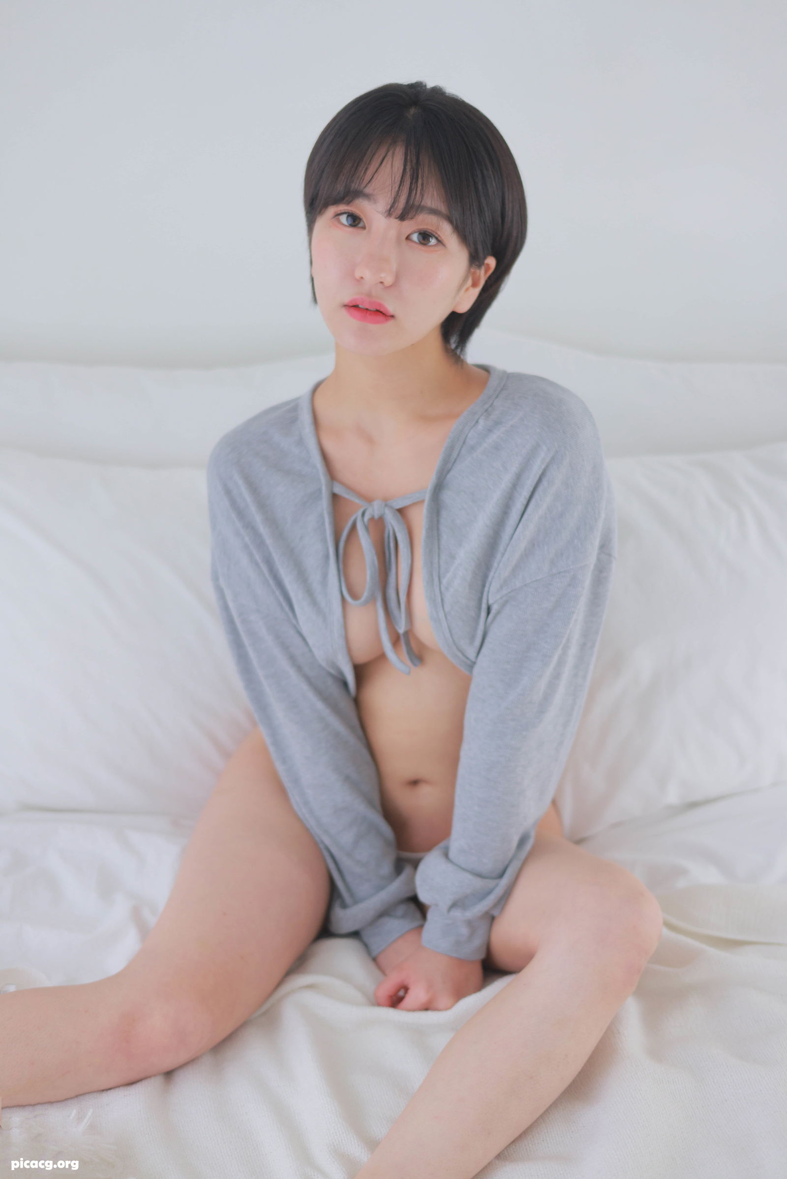 Sehee(세희) NO.008 Gray Cardigan Short Cut [55P 2V 1.54GB] - 在线看可下载原图