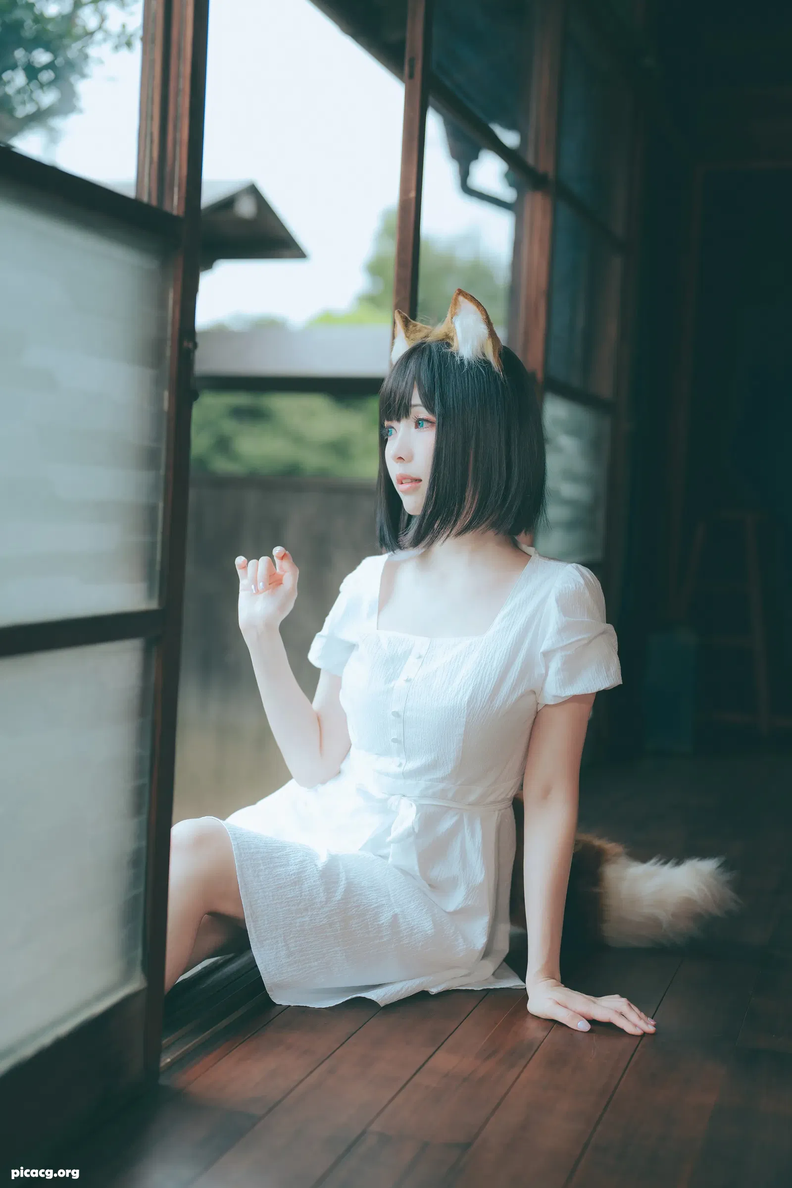 ElyEE子 NO.112 23.July B Dongitsune ~White dress 白洋裝狐少女 [59P 2V 166.68MB] - 在线看可下载原图