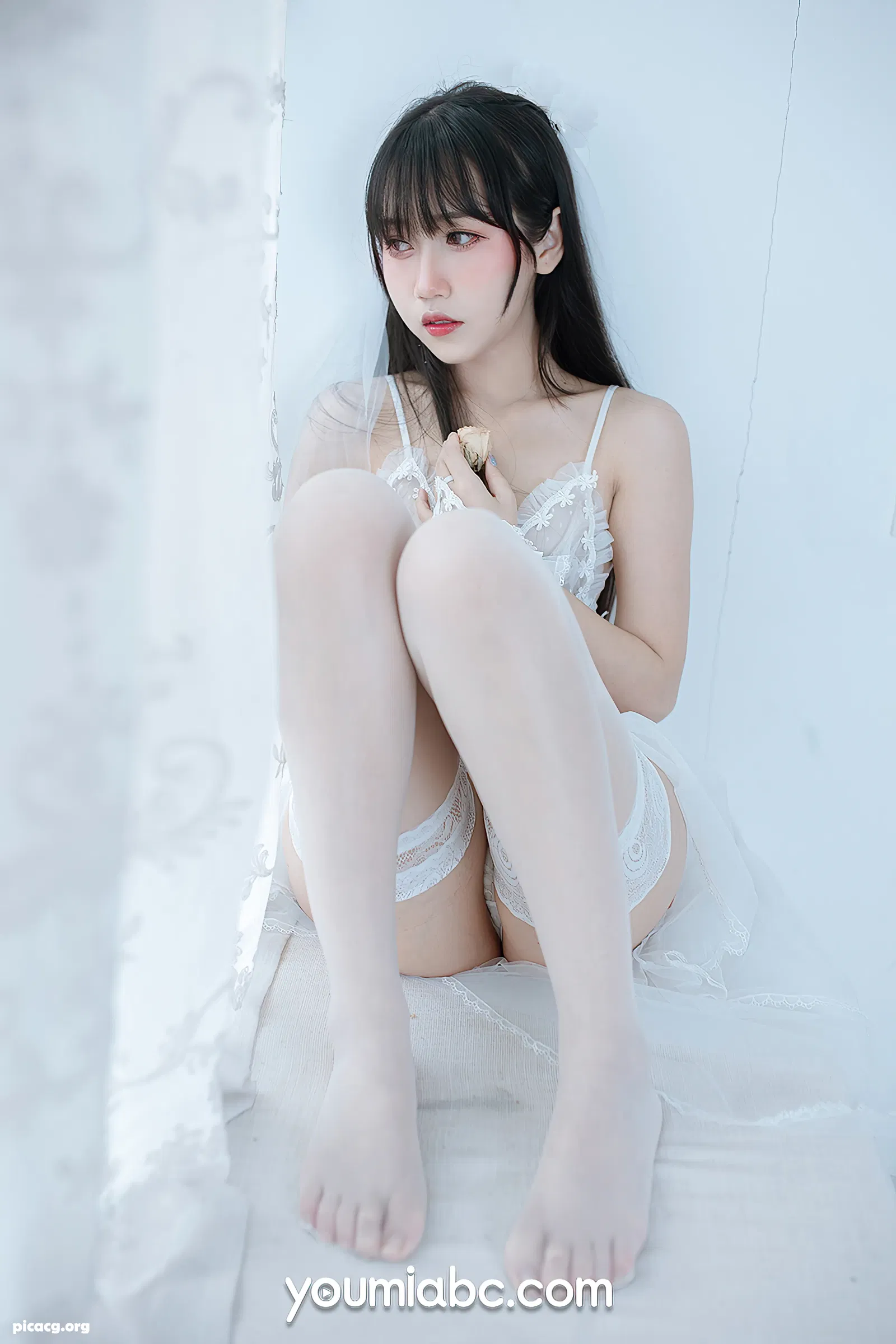 不呆猫 NO.028 YouMi尤蜜 2021.09.17 Dressed up [21P 349.7MB] - 在线看可下载原图