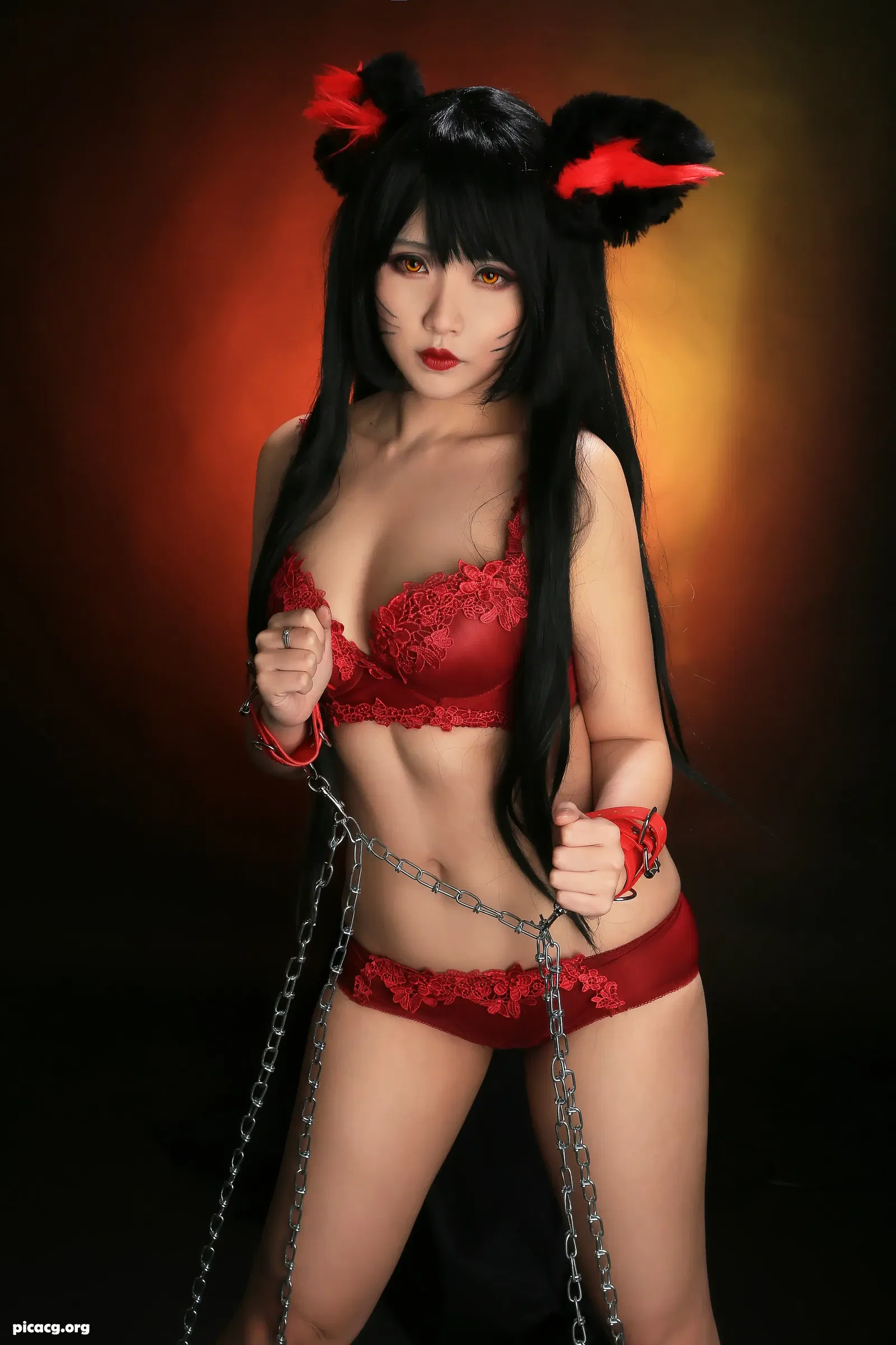 HanaBunny NO.240 Chained Ahri [8P 9.9MB] - 在线看可下载原图