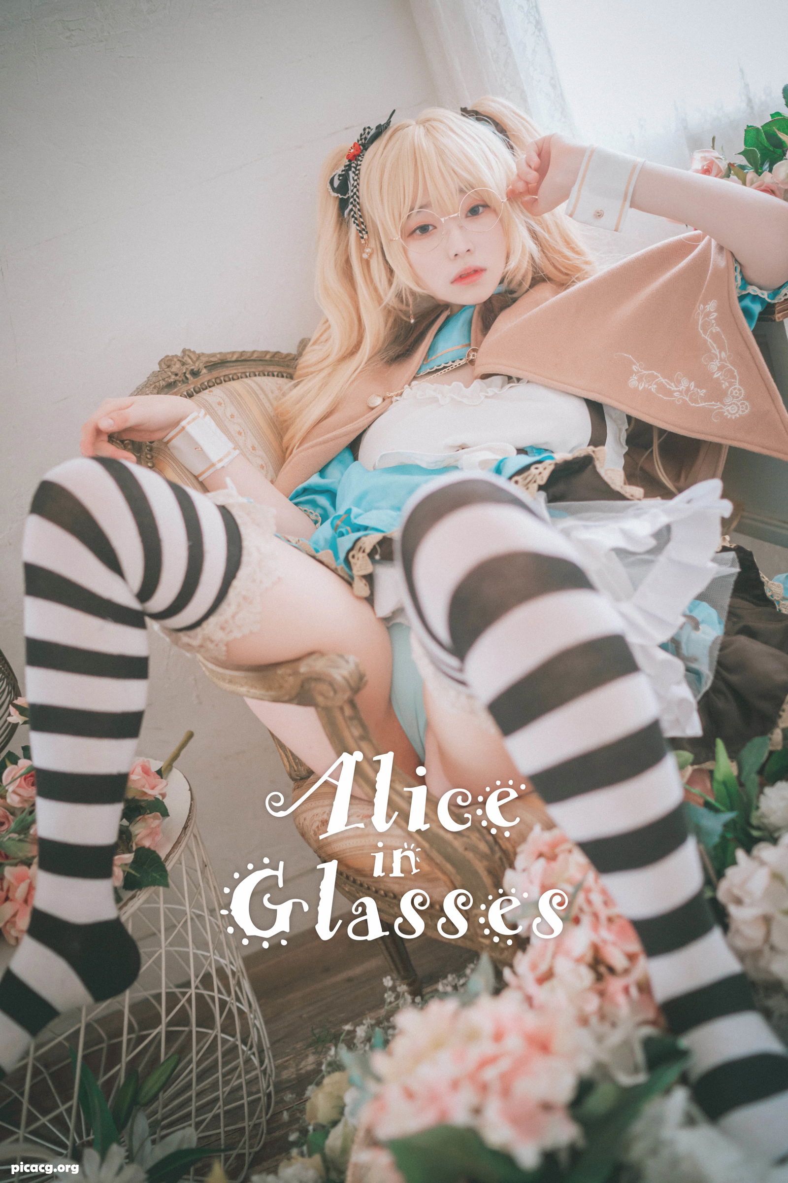 Bambi(보미) NO.004 Alice in Glasses [49P 629.61MB] - 在线看可下载原图