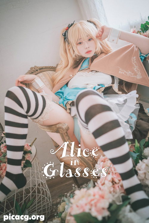 Bambi(보미) NO.004 Alice in Glasses [49P 629.61MB] - 在线看可下载原图