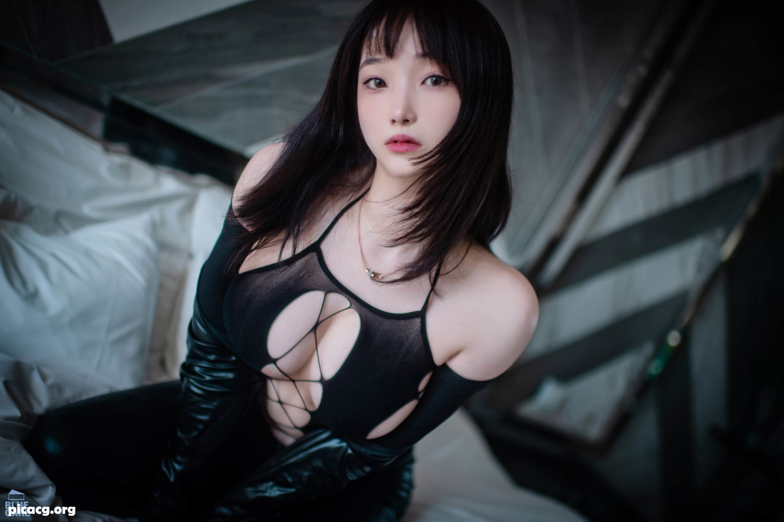 Bambi(보미) NO.108 BLUECAKE Black Mist Mesh&Stocking [128P 1.17GB] - 在线看可下载原图