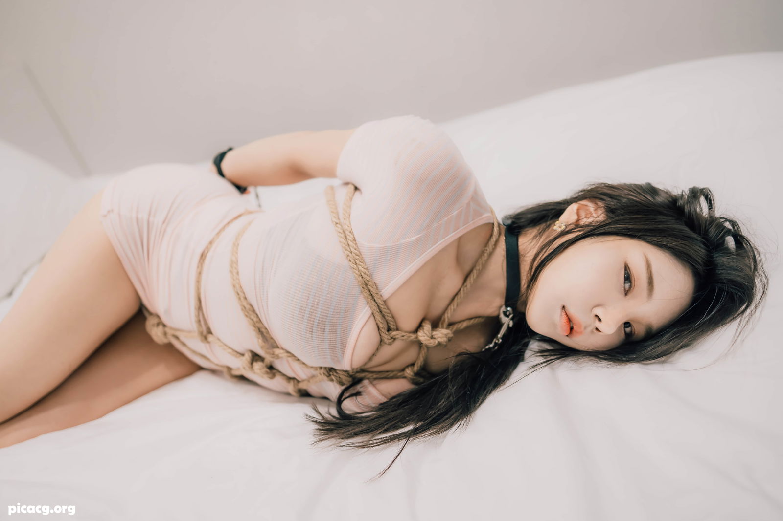 Zzyuri(쮸리) NO.019 SAINT Photolife Rope Series Special Edition [95P 1V 926.0MB] - 在线看可下载原图