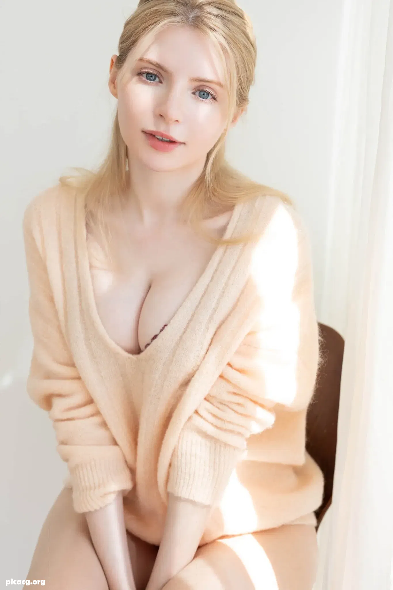 Peachmilky NO.094 ソフィー 妖精のはじめて vol．2 オール未公開100カット超完全版 FRIDAYデジタル写真集 1 [112P 94.27MB] - 在线看可下载原图